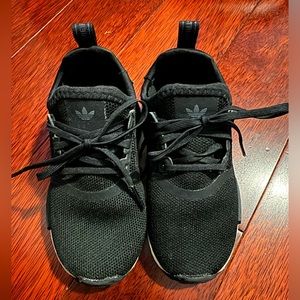 Adidas Toddler size 7 sneakers